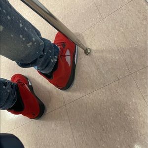 Meet your Posher, Ahmad